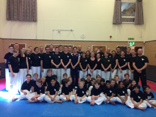 OLYMPIC ATHLETE SARAH STEVENSON MBE GIVES SPECIAL TRAINING SESSION IN HITCHIN